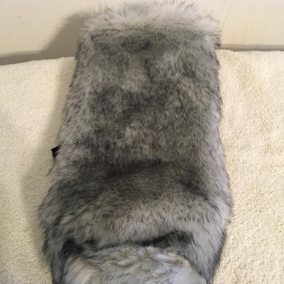 Merry Moments Faux Wine Bottle Holder - Picture 2 of 3